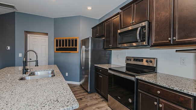 Foto del edificio - 1253 Adrian Ct