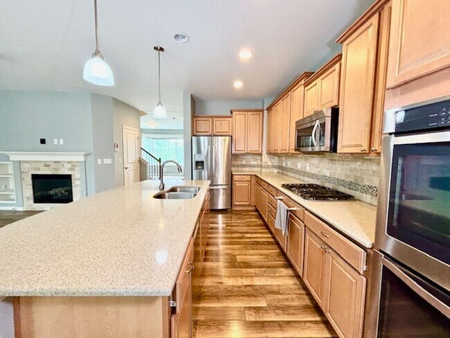 Building Photo - 6268 Pike Ct