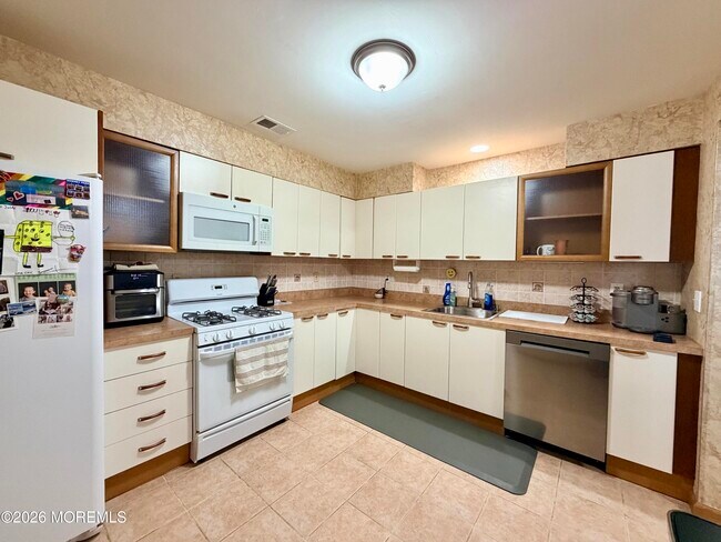 Foto del edificio - 743 Banyan Ct
