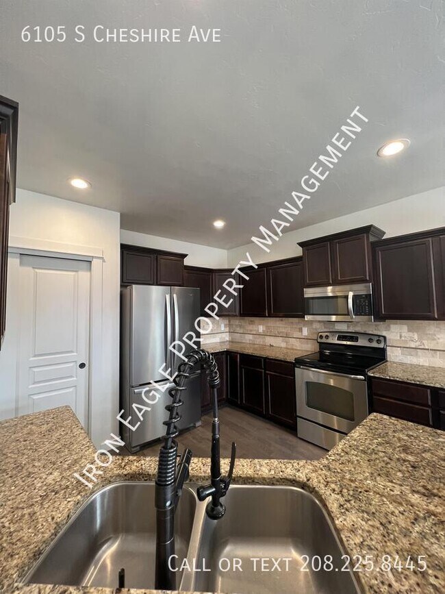 Foto del edificio - 6105 S Cheshire Ave