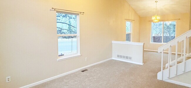 Foto del edificio - Fully Updated 3 Bed 2.5 Bath Home in Quincy Creek! 2 Car Garage in Cherry Creek Public Schools! C...