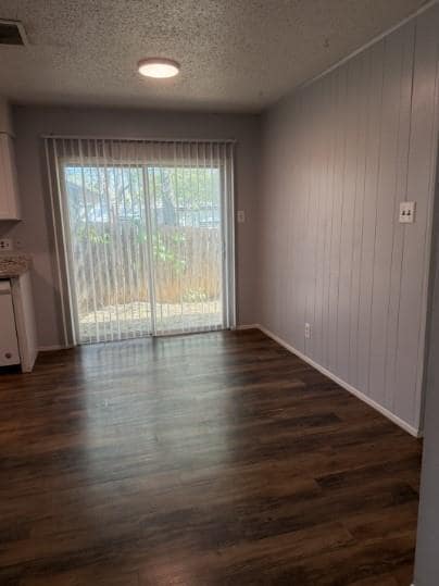 Building Photo - 112 Cockerham St