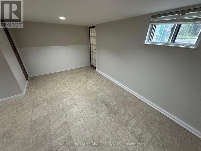 Building Photo - 426 Strathmore Blvd