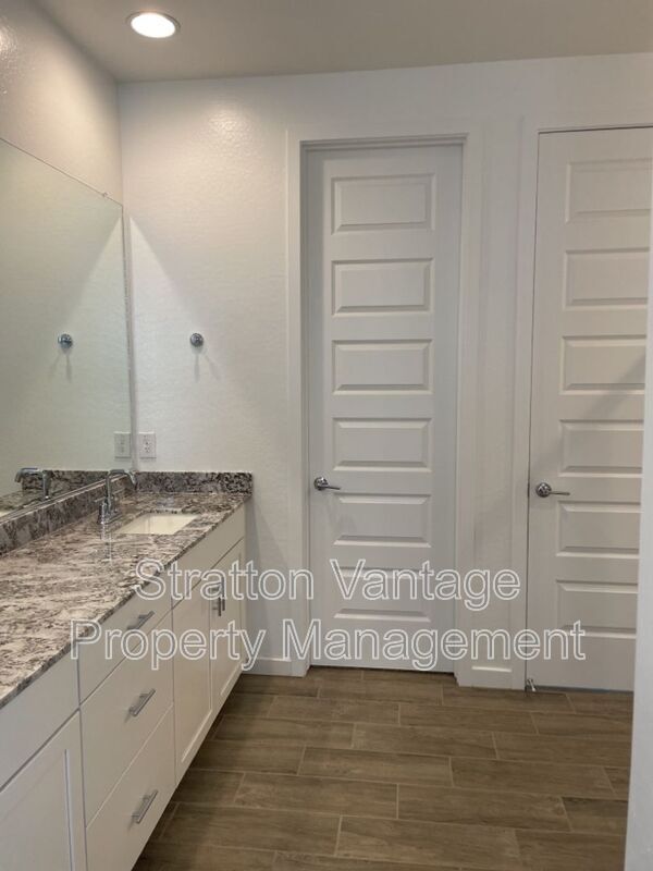 Foto del edificio - 5626 S 26th Ln