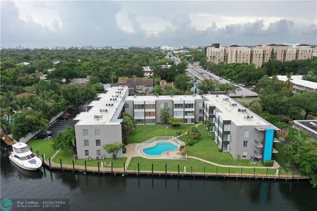 Building Photo - 601 N Rio Vista Blvd