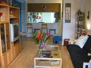 Building Photo - 806 W 24th St Building Photo - 806 W 24th St