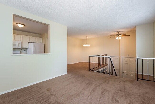 Building Photo - 4317 Marlow Cir