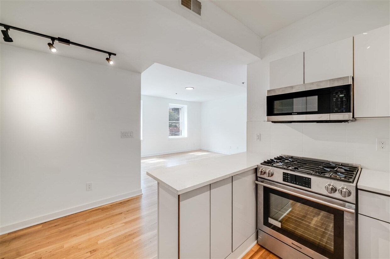 Foto principal - 716 Madison St