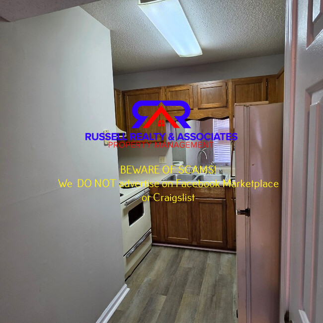 Building Photo - 3021 Chase Ln