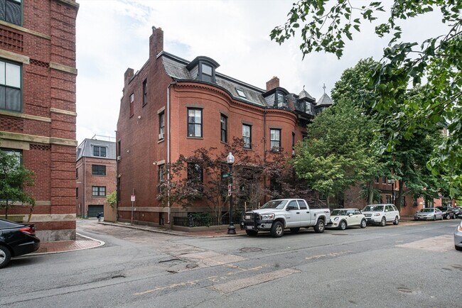 Foto del edificio - 78 W Concord St