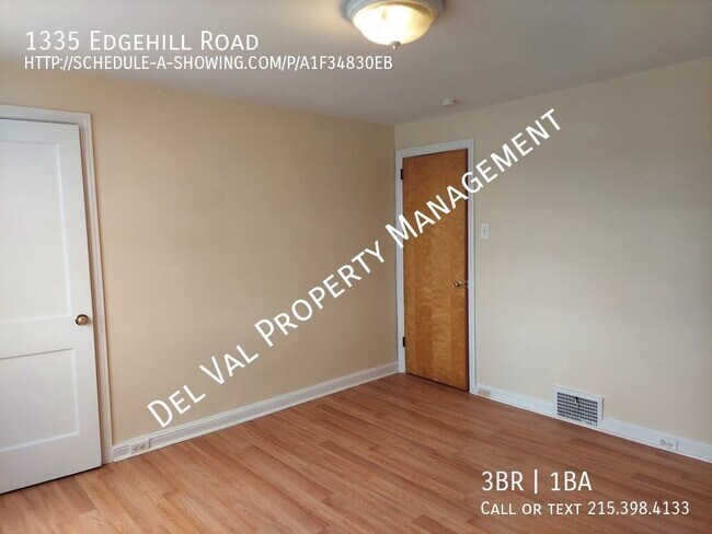 Building Photo - Well-Maintained 2-story Brick Row Home For...