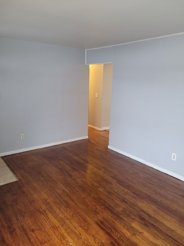 Building Photo - 6630 Eastmont Dr