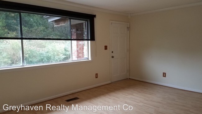 Building Photo - 5007-5007 Shoals Ln