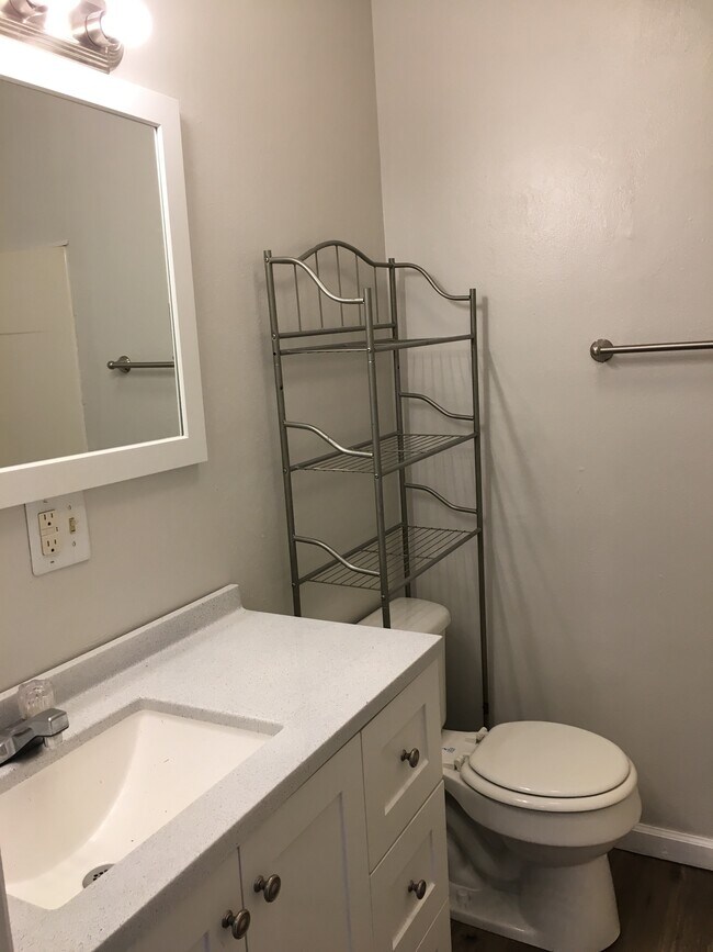 Foto del edificio - 5300 May Cir