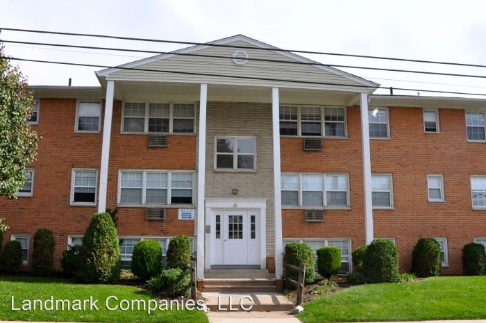 Building Photo - 135 Jerome St