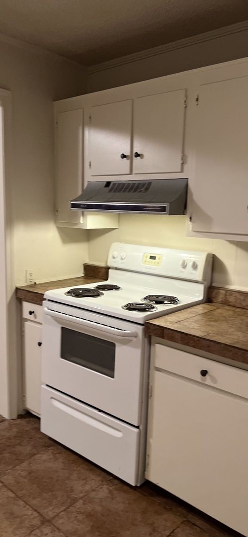 Photo - Hwy 334 House