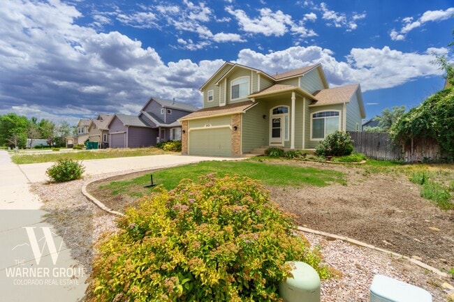Building Photo - 5625 Fantasia Dr