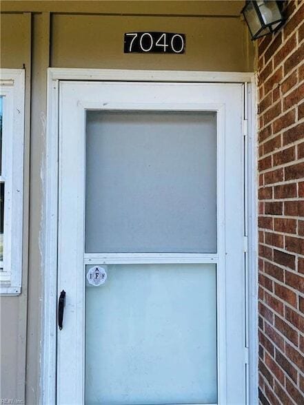 Primary Photo - 7040 Bray Rd
