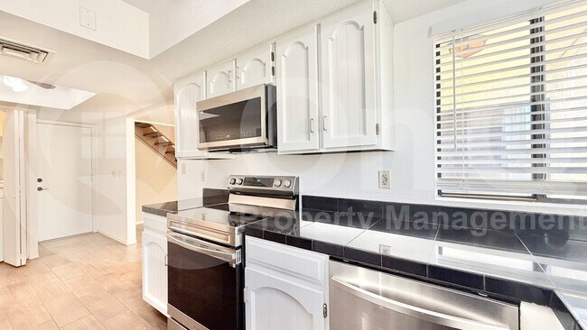Foto del edificio - 5726 N 10th St
