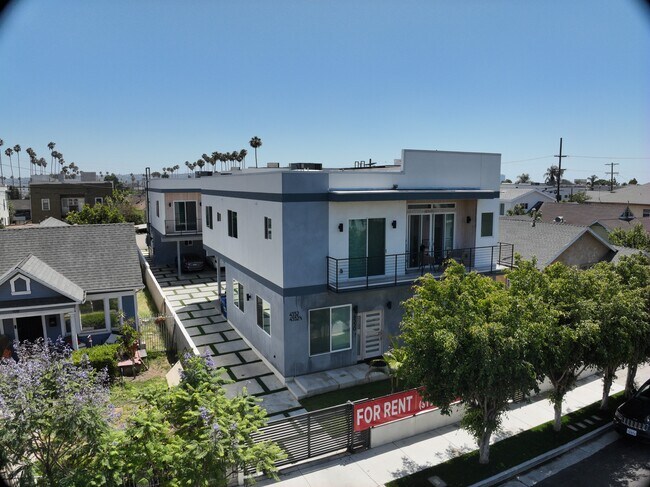 Exterior 3D - 4550 W 18th St