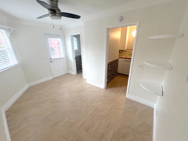 Foto del edificio - 212 N Coast Hwy