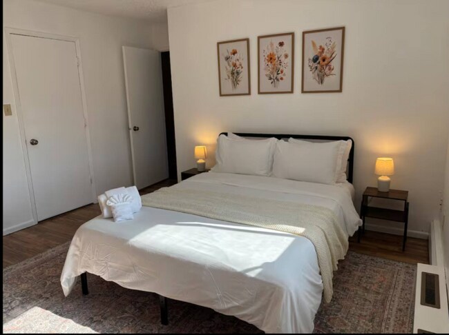 Foto del edificio - 3520 E 42nd Ave