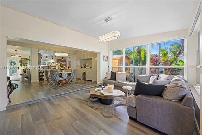 Foto del edificio - 1935 Keystone Blvd