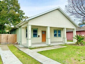 Building Photo - 2510 E 17th Ave