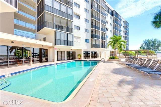 Building Photo - 8350 Estero Blvd