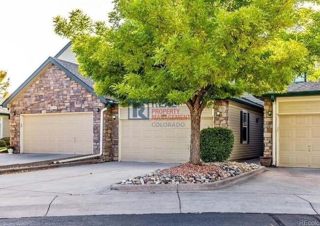 Foto del edificio - 8345 S Garland Cir