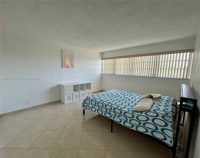 Foto del edificio - 215 SE 3rd Ave