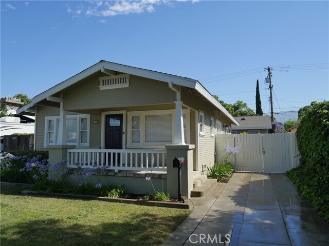 Building Photo - 2443 5th St