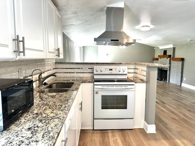 Foto del edificio - 1716 W Mayfield Rd