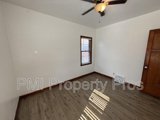 Foto del edificio - 2821 N 57th St