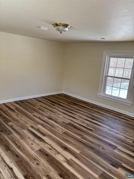 Foto del edificio - 12663 Thomas Nelson Hwy