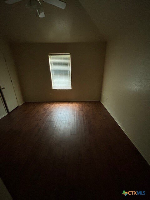 Foto del edificio - 4411 Abigail Dr