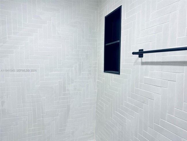 Building Photo - 1545 NW 8th Ave