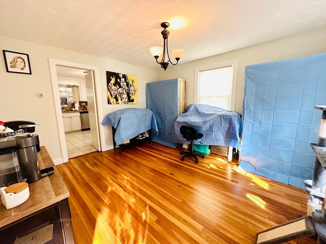 Primary Photo - Brookline 3 bed 3 bath available now