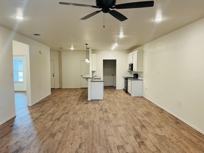 Foto del edificio - New Construction 2 Bed, 2 Bath!