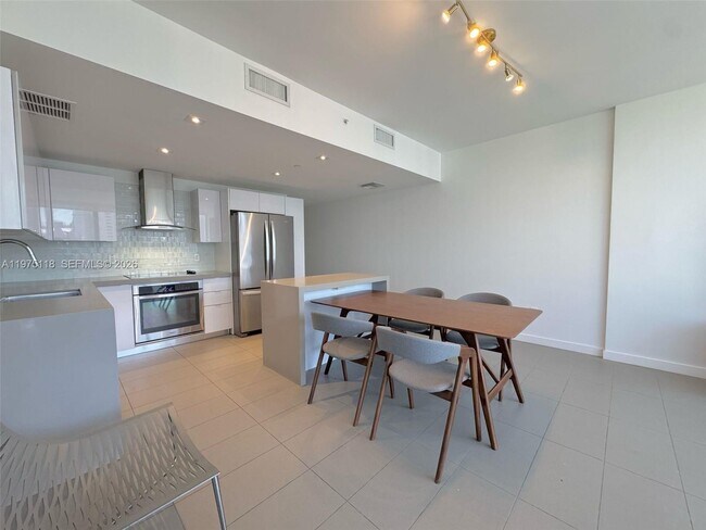 Foto del edificio - 1600 NE 1st Ave