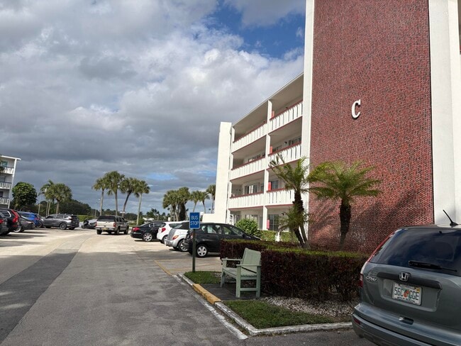 Foto del edificio - 202 Greenbrier C