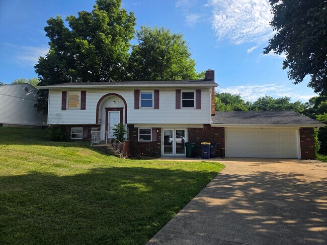 Foto del edificio - 4BR-2BA Single Family Rental Home - Washington MO 63090