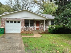 Building Photo - 2519 Dorchester Dr