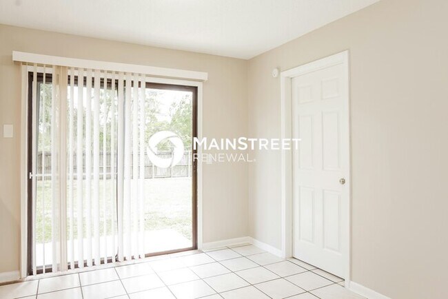 Foto del edificio - 3 Bedroom Pet-Friendly Home in Palm Bay, FL with Main Street Renewal