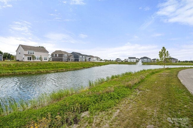 Building Photo - Brand-New End-Unit Townhome w/ Pond Views – Keller Farm, Plainfield!
