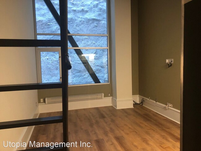 Foto del edificio - 1 br, 1 bath House - 83 McAllister St, Uni...
