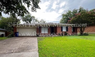 Building Photo - 1408 Nichols St