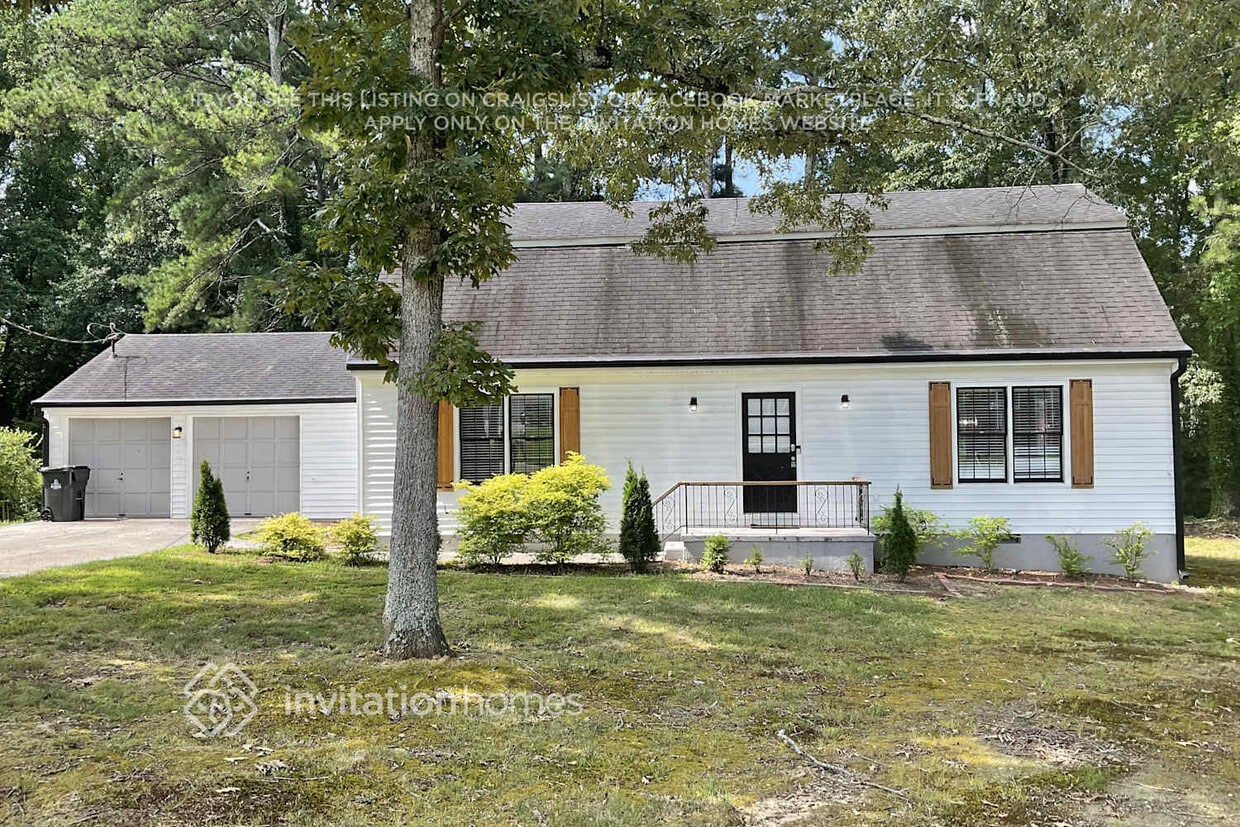 Primary Photo - 5041 Edinburgh Terrace