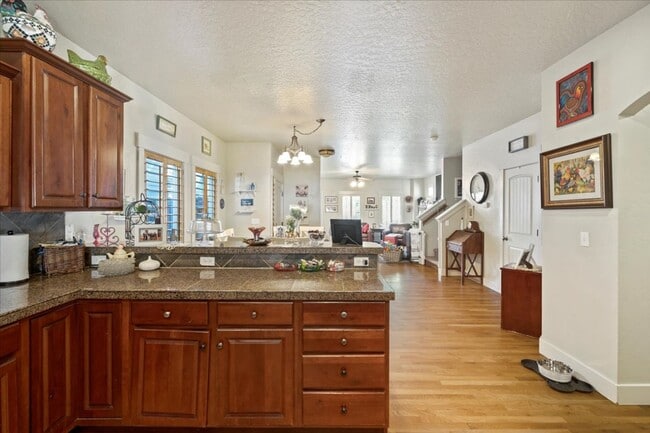 Building Photo - Beautiful Boise Home