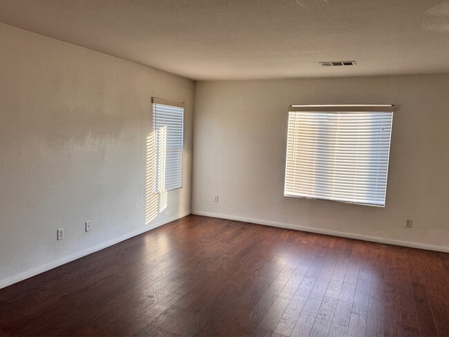 Building Photo - 14031 Crystal St